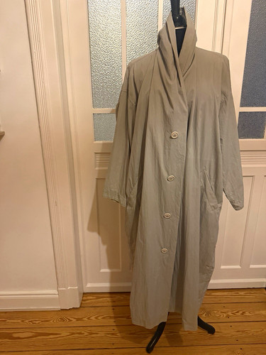 Issey miyake windcoat rare - miyake,